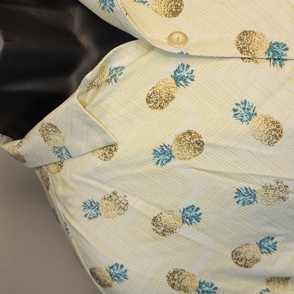 Tommy Bahama Other - Tommy Bahama 100% Silk Men's Casual Button Down Sz M